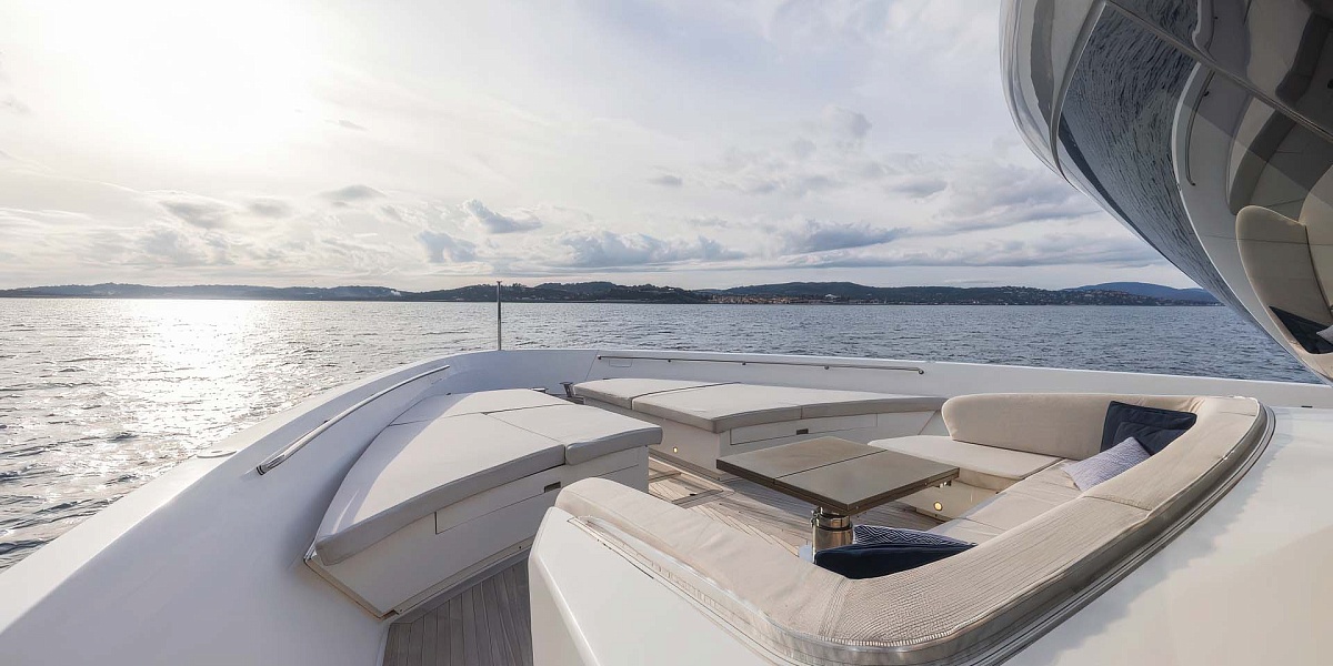 Аренда яхты Sanlorenzo SX88 VINCI II во Франции, Монако, Канны, Ницца